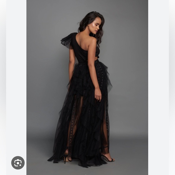 Deepika Arora One Shoulder Ruffle Dress - Picture 10 of 11